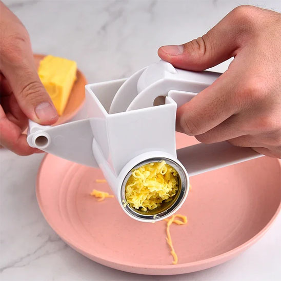 râpe à fromage manuelle avec petit récipient