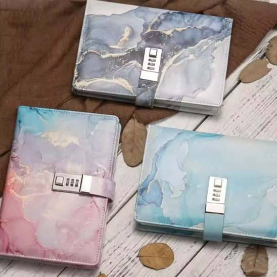 Journal intime 3 options de couleur un code à 3 chiffre par carnet-secret