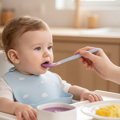 Cuillère apprentissage bébé prise en main facile