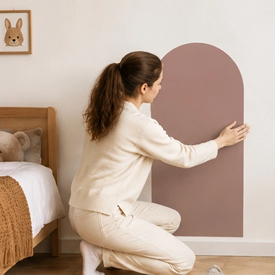 Tableau enfant facile à installer dans la chambre ou la salle de jeu auto adhésif et magnétique, effaçable à sec