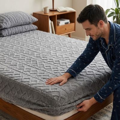 Drap housse résistant aux lavages fréquents, conservant sa douceur et ses couleurs